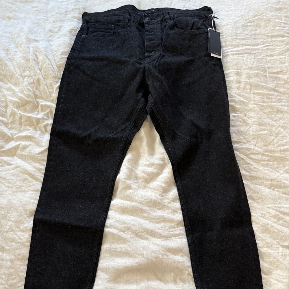 Men’s Tavik black denim jeans size 34 NWT